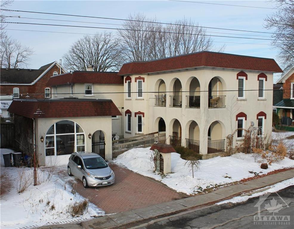 Inn By The Park Morrisburg Εξωτερικό φωτογραφία